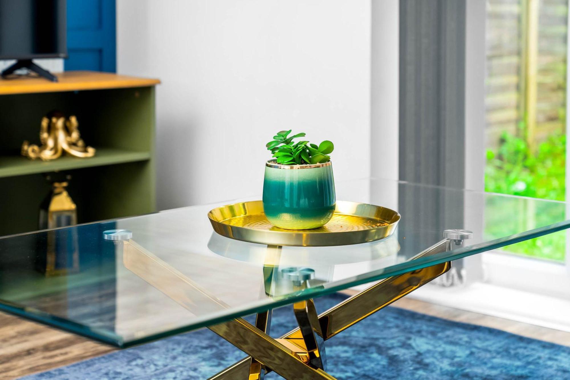 Lavish 3 Bedroom House With Ensuite And Parking By Azura Nights Birmingham Bagian luar foto
